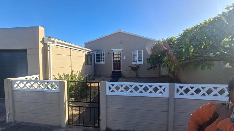 To Let 3 Bedroom Property for Rent in New Woodlands Western Cape